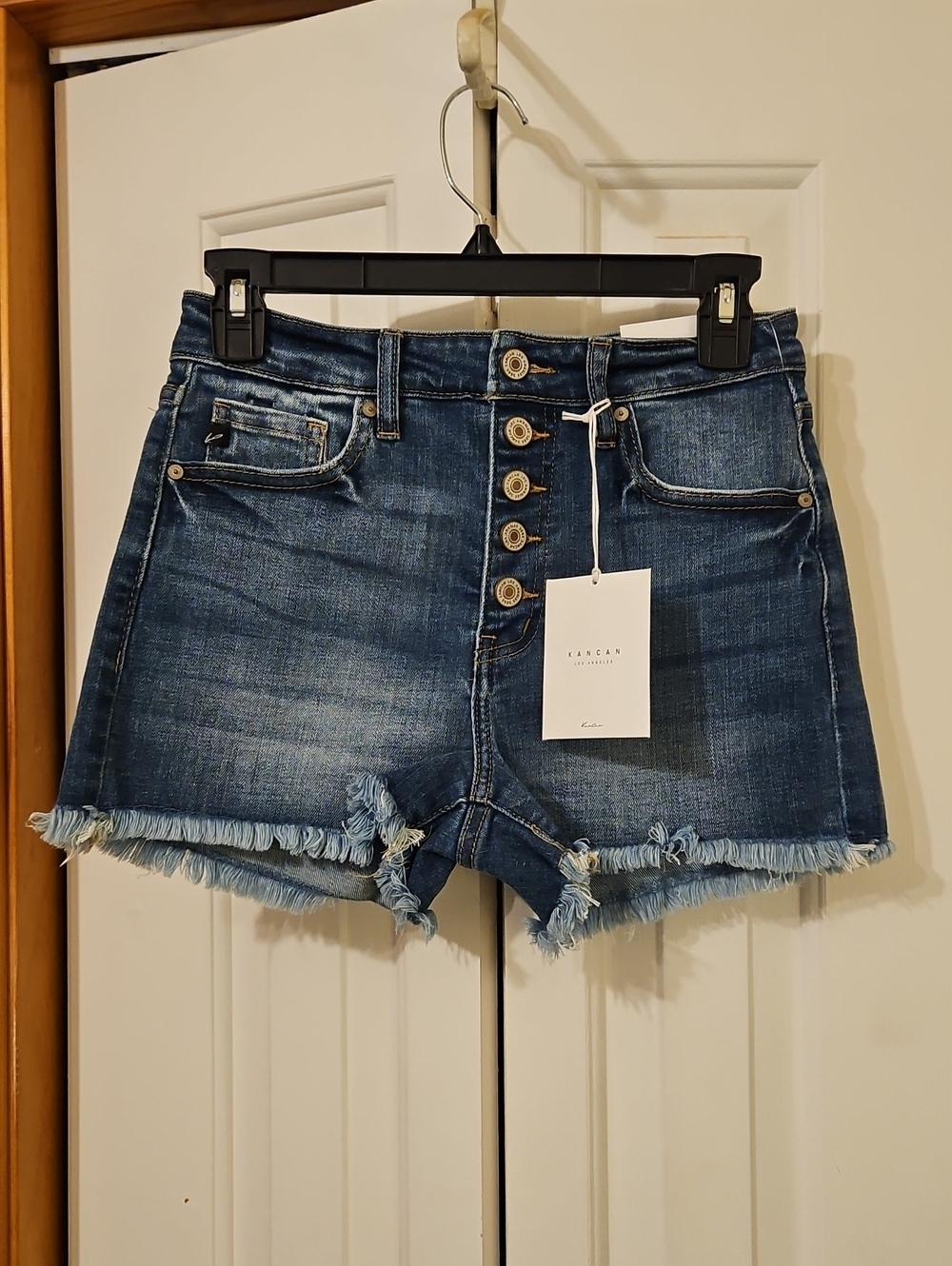 Casual High-Waist Dark Blue Denim Shorts with Frayed Hem
